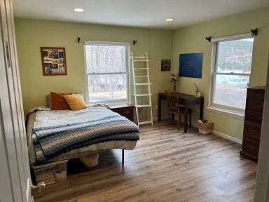 Main picture of 611 Cowen Dr