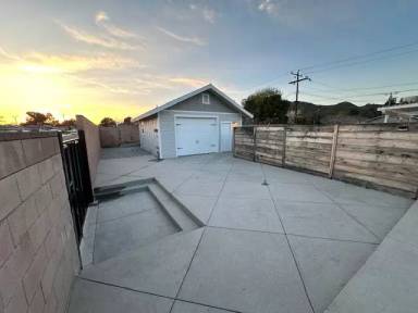 Main picture of 3263 Cole Ave