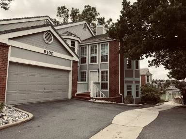Main picture of 8702 Wentworth Ct