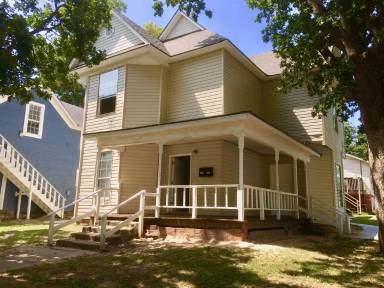 Main picture of 328 N Philadelphia Ave