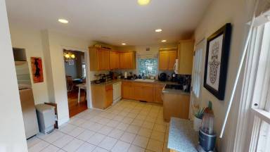 Main picture of 1705 Truman Rd