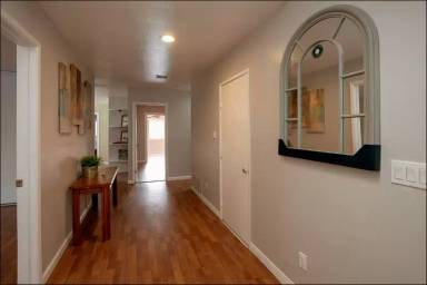 Main picture of 8777 Covina St