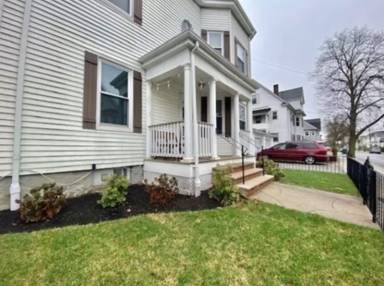 Main picture of 75 Elmira St