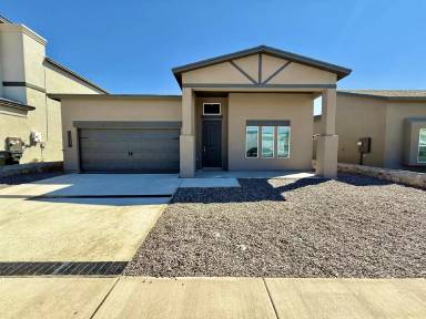 Main picture of 15116 Ambition Ave