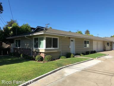 Main picture of 385 N Center St