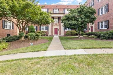 Main picture of 3941 Pennsylvania Ave SE
