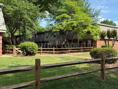 Main picture of 3824 Country Club Rd