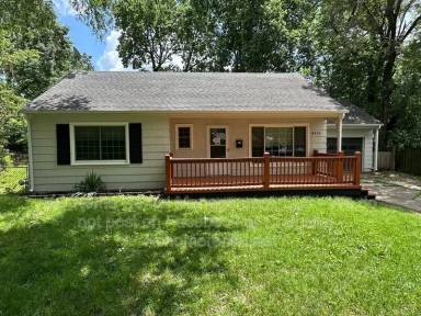 Main picture of 8419 Pennsylvania Ave