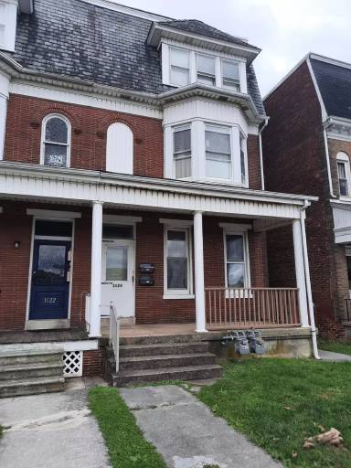 Main picture of 1110 W Market St