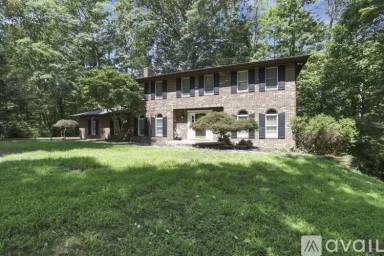 Main picture of 955 Eastward Cir