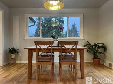 Main picture of 13324 3rd Ave NE