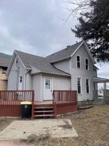 Main picture of 2210 Oliver St