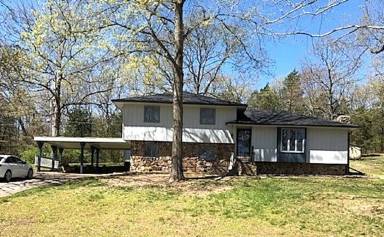 Main picture of 100 Westwood Dr