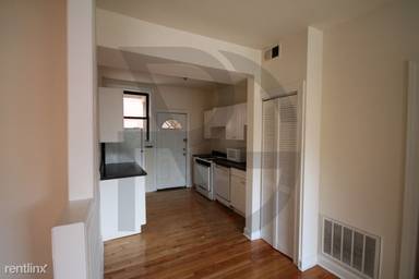 Main picture of 813 W Waveland Ave