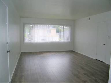 Main picture of 7013 Glasgow Ave