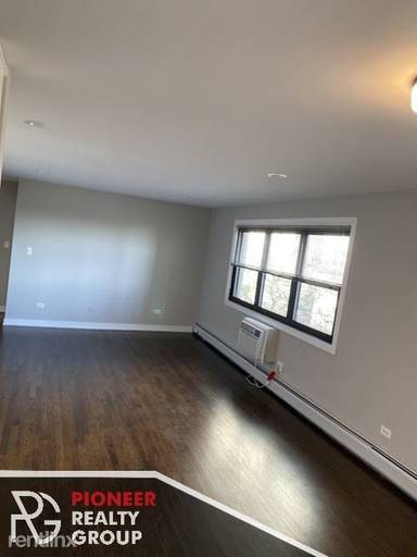 Main picture of 5536 N Sheridan Rd