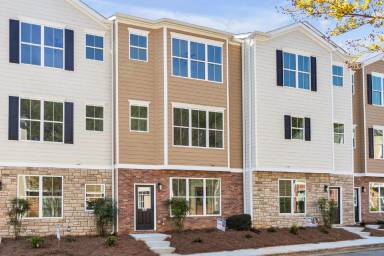 Main picture of 201 Riverstone Commons Cir