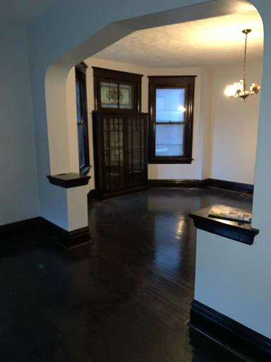 Main picture of 3920 Ashland Ave
