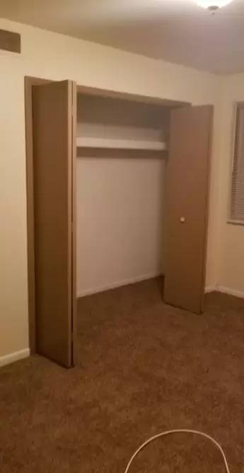 Main picture of 2822 Electric St