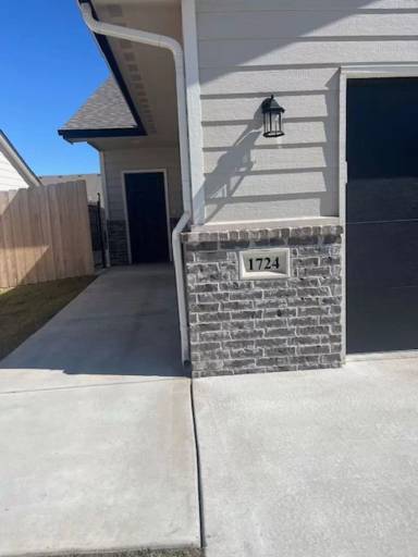 Main picture of 1724 S Hickory Creek Ct