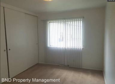 Main picture of 2426 Broadway St