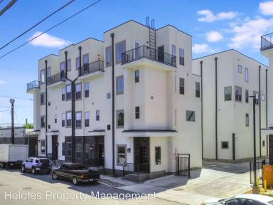 Main picture of 1817 N Saint Marys St