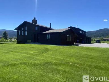Main picture of 7580 Nash Rd