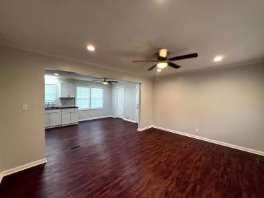 Main picture of 1175 Sand Hill Rd