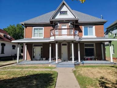 Main picture of 2629 Madison Ave