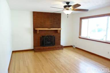 Main picture of 62 Cherry St