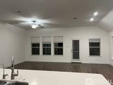 Main picture of 208 Tinto St