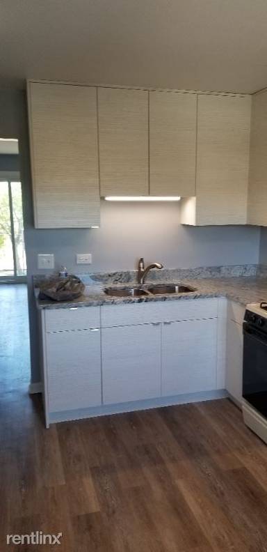 Main picture of 15210 El Cameno Real Dr