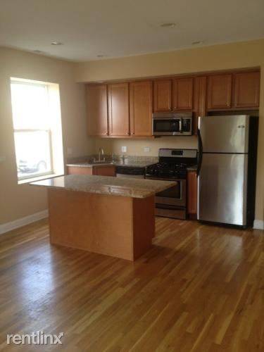 Main picture of 4601 S Indiana Ave