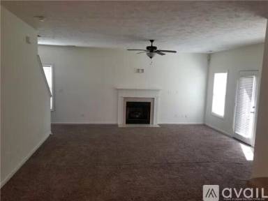Main picture of 2245 Lakedale Dr