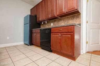 Main picture of 5604 Hudson Ave