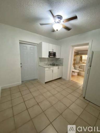 Main picture of 3880 E 10th Ave