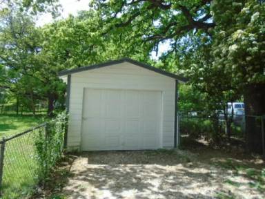 Main picture of 2816 Putnam St