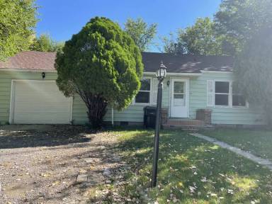 Main picture of 1177 SE Pinecrest Cir