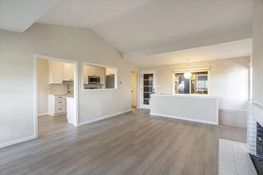 Main picture of 109 Cleland Ave