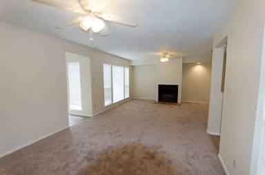 Main picture of 915 Todd Ln