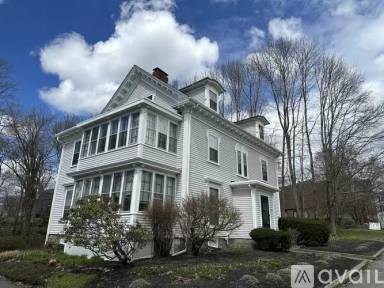 Main picture of 35 County St