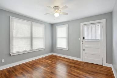 Main picture of 2201 Ott St