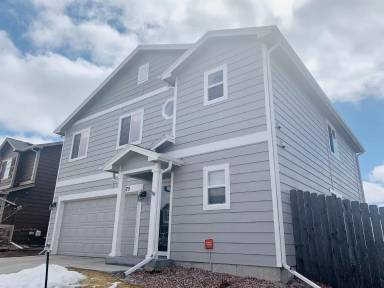 Main picture of 3880 Reindeer Cir