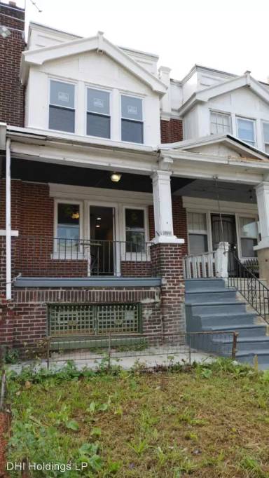 Main picture of 5812 Beaumont Ave