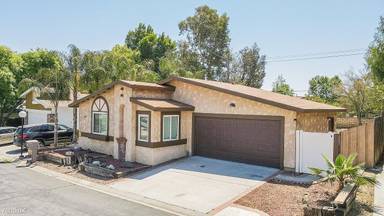 Main picture of 27584 Onyx Ln