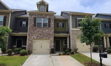 Main picture of 123 Spring Way Sq