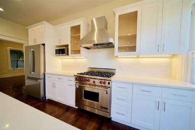 Main picture of 635 Webster St