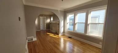 Main picture of 1029 W 103rd Pl