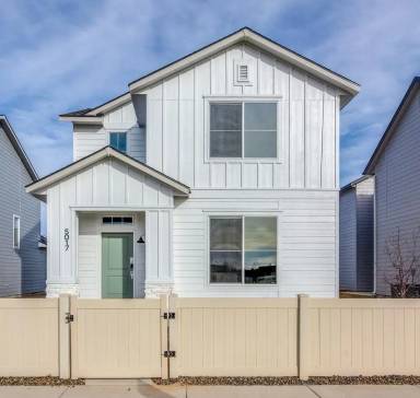 Main picture of 5017 W Milano St