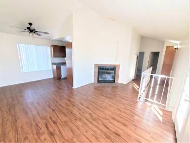 Main picture of 4553 CAMPUS ST